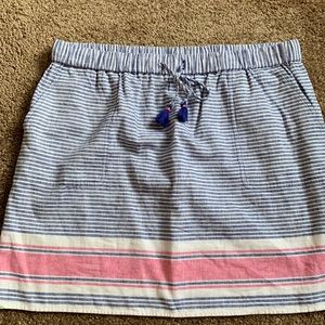 Vineyard Vines cotton linen mix skirt in great condition.
